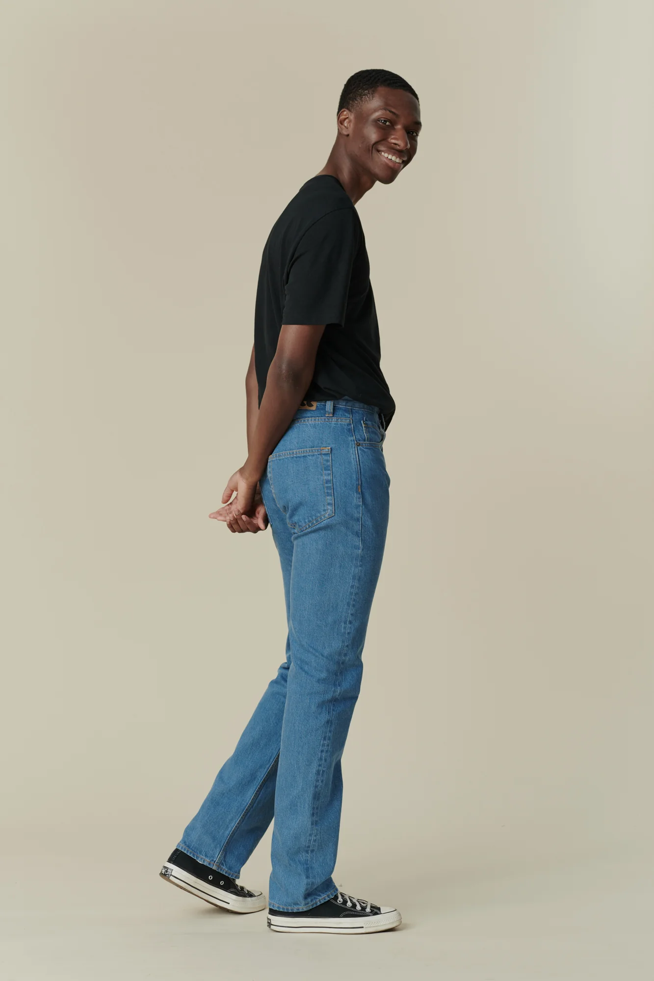 Barry Slim Selvedge Denim Five Pocket Jean - Fade - Image 3